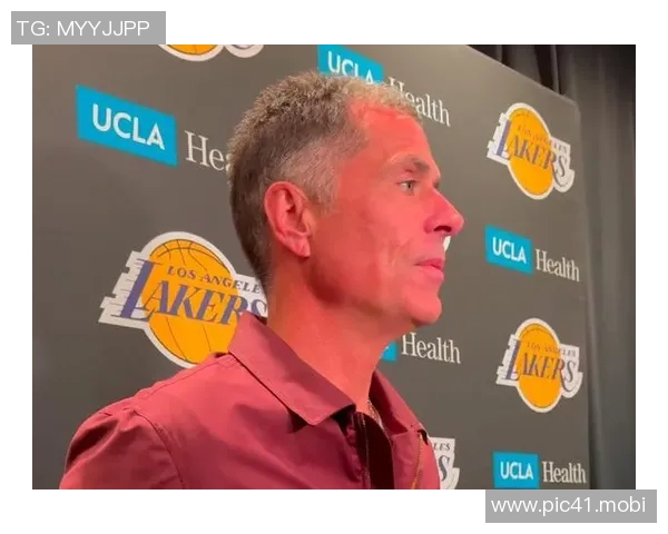 [2026年02月08日] 湖人击败勇士三连胜稳扎西部前四区，新援肯纳德首秀亮眼佩林卡交易获赞